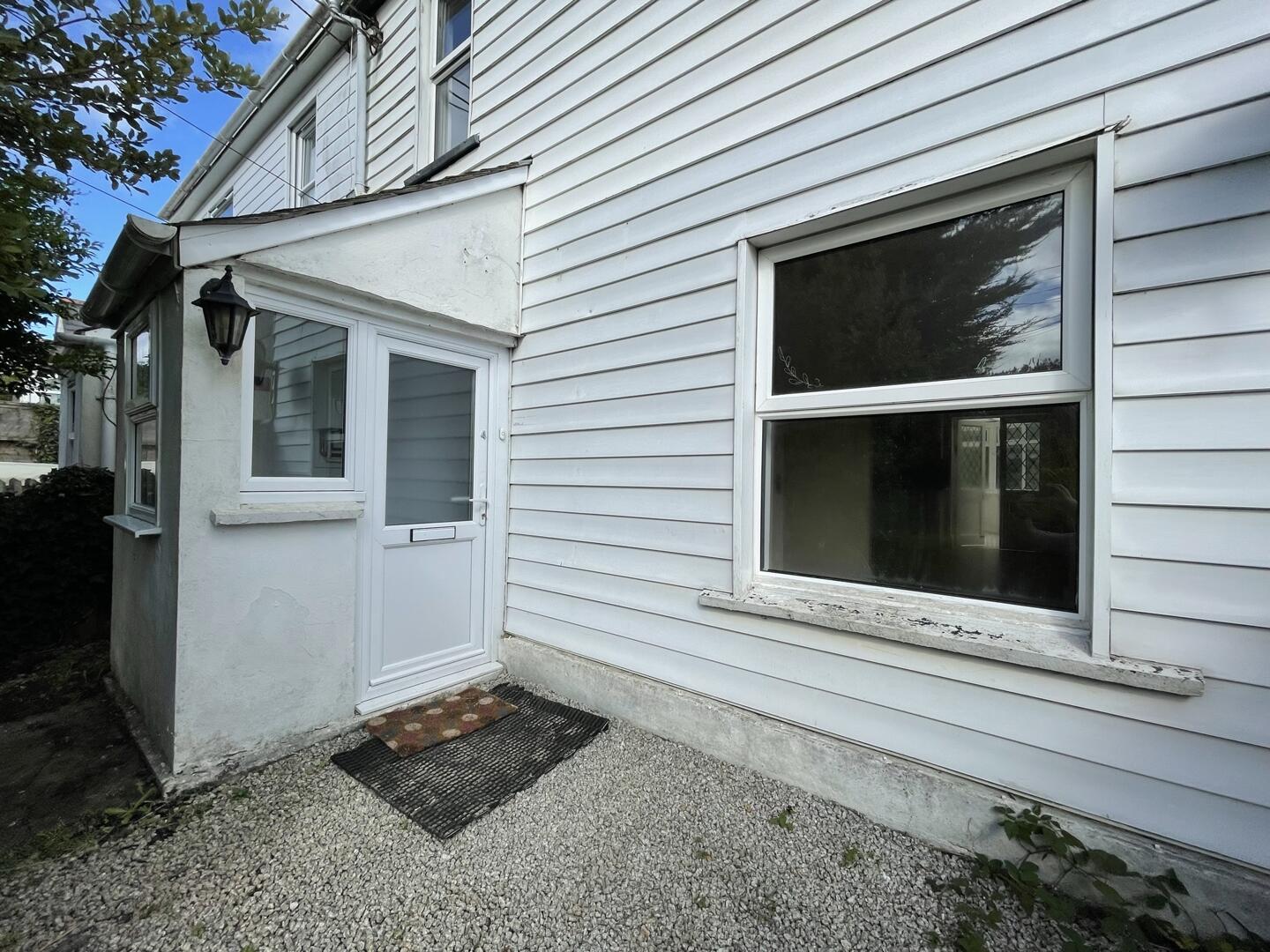 Chyvelah Terrace, Threemilestone, Truro
